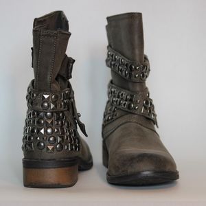 Dirty Laundry Showstopper Boots